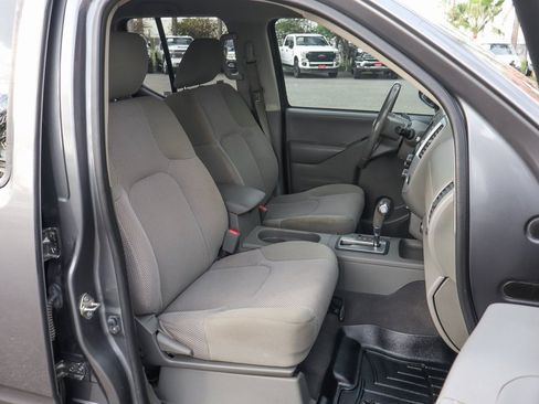 Used 2019 Nissan Frontier SV w/ Value Truck Package image 36