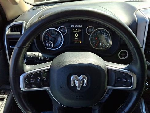 Used 2020 RAM 1500 Big Horn AWD/4WD image 18