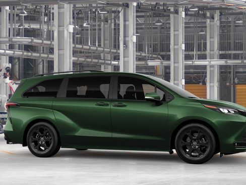 New 2026 Toyota Sienna XLE Woodland Edition image 14