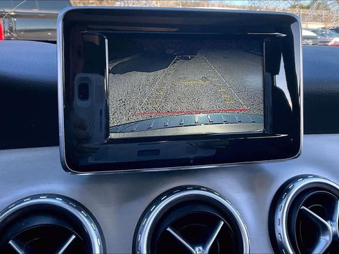 Used 2015 Mercedes-Benz GLA 250 4MATIC image 27