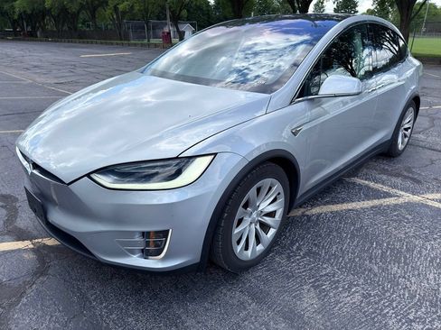 Used 2016 Tesla Model X 75D AWD/4WD image 15