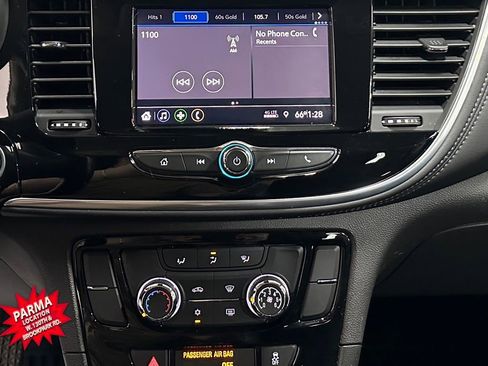 Used 2022 Buick Encore Preferred w/ Safety Package image 17