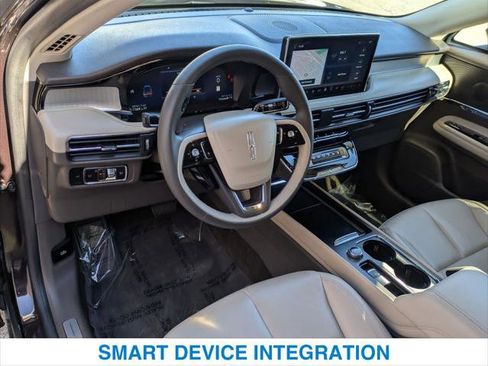 Used 2023 Lincoln Corsair FWD image 14