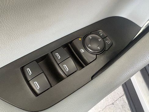 Used 2022 Chevrolet Blazer LT image 9