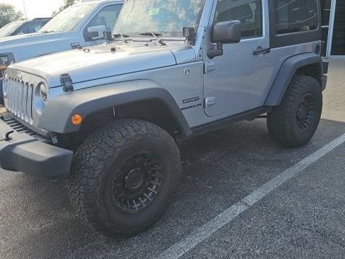 Used 2016 Jeep Wrangler Sport w/ Quick Order Package 24S AWD/4WD image 4