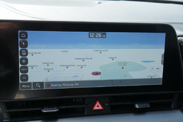 Used 2023 Kia Sportage EX AWD/4WD image 3
