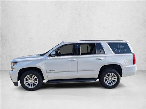 Used 2020 Chevrolet Tahoe LT w/ Luxury Package RWD image 8