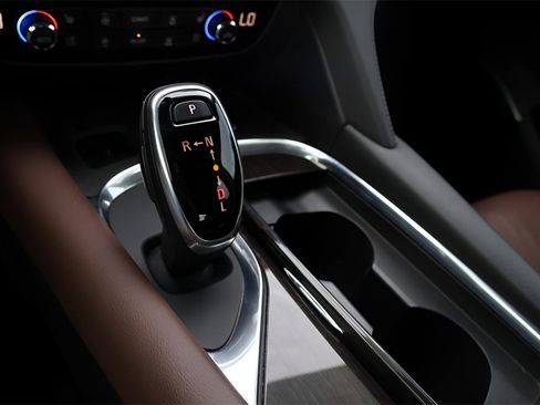 Used 2018 Buick Enclave Avenir w/ Avenir Technology Package image 30