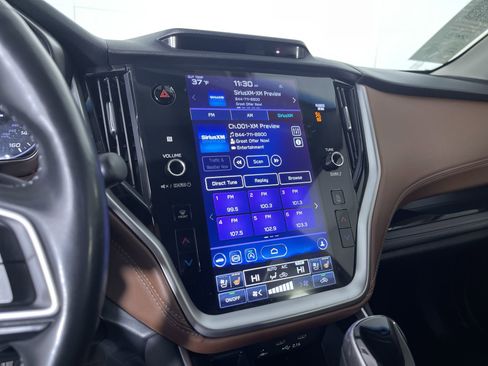 Used 2022 Subaru Outback Touring XT image 18