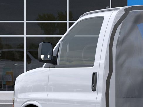 New 2025 Chevrolet Express 3500 w/ Power Convenience Package RWD image 28