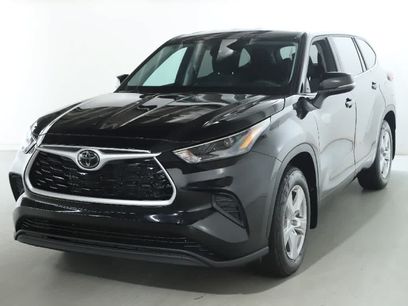 Used 2023 Toyota Highlander L