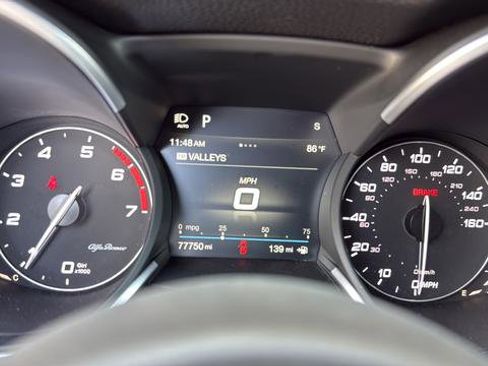 Used 2019 Alfa Romeo Stelvio Ti Sport w/ Quick Order Package 22S Sport AWD/4WD image 16
