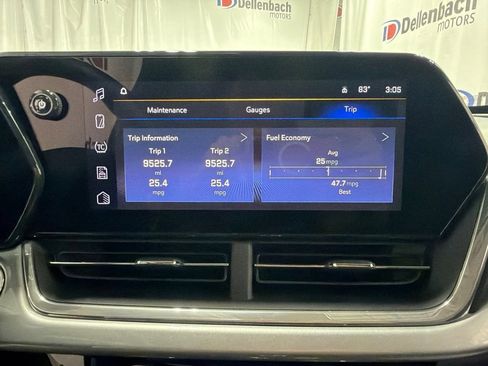 Used 2024 Chevrolet Trax LT w/ Driver Confidence Package FWD image 17