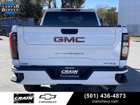Used 2024 GMC Sierra 2500 AT4 image 6