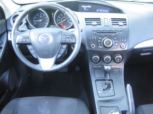 Used 2013 MAZDA MAZDA3 i Touring FWD image 26