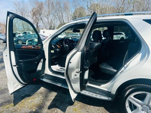 Used 2014 Mercedes-Benz ML 550 4MATIC image 14
