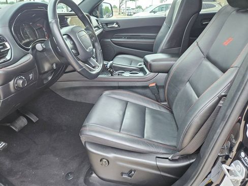 Used 2025 Dodge Durango GT AWD/4WD image 11