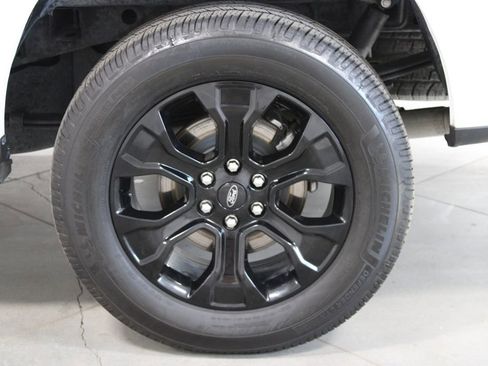 Certified 2023 Ford F150 Platinum w/ Equipment Group 701A High AWD/4WD image 19