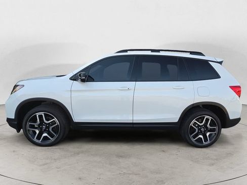 Used 2023 Honda Passport Elite image 8