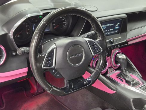 Used 2018 Chevrolet Camaro LT RWD image 12