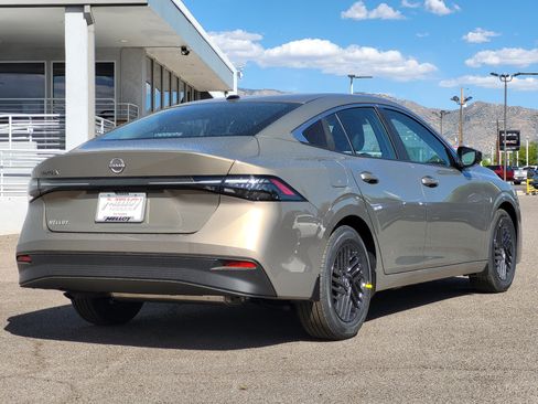 New 2026 Nissan Sentra SV FWD image 4