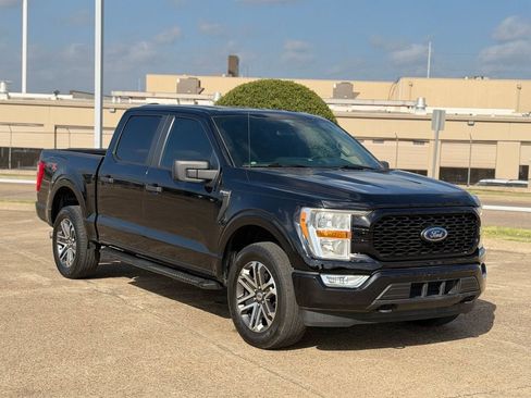 Used 2021 Ford F150 XL w/ STX Appearance Package AWD/4WD image 3