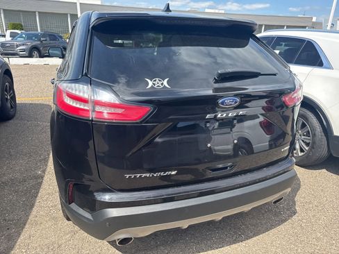 Used 2022 Ford Edge Titanium AWD/4WD image 15