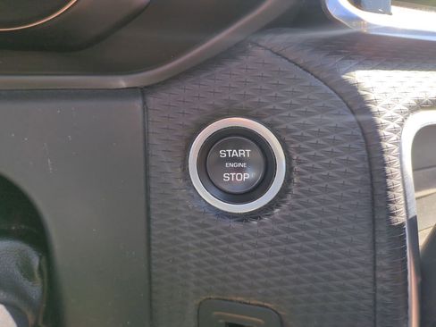 Used 2020 Land Rover Range Rover Velar S image 23