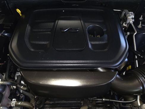 Used 2020 Jeep Grand Cherokee Limited X image 30