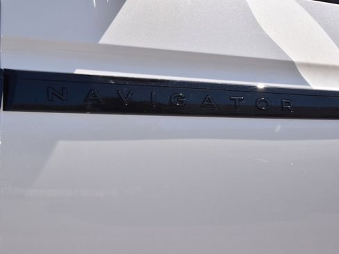 New 2025 Lincoln Navigator L Reserve w/ Jet Appearance Package image 46