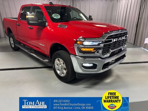 Used 2026 RAM 2500 Big Horn AWD/4WD image 1