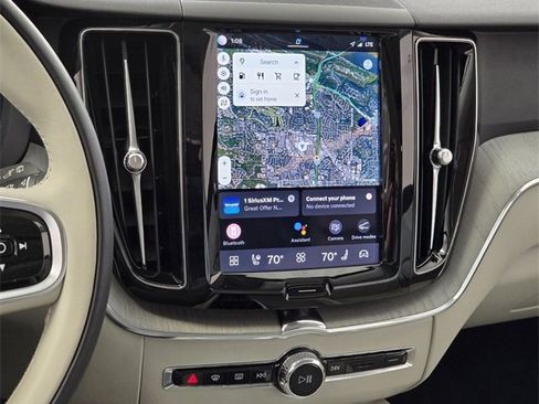 Certified 2024 Volvo XC60 B5 Plus w/ Protection Package Premier image 27