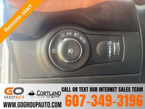 Used 2022 Dodge Durango R/T w/ Blacktop Package AWD/4WD image 26