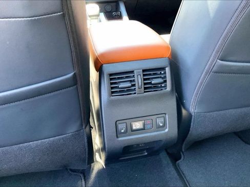 Used 2022 Mitsubishi Outlander SEL AWD/4WD image 30