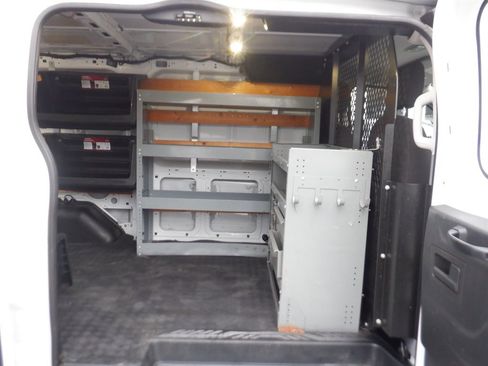 Used 2017 Ford Transit 250 130 Low Roof w/ Exterior Upgrade Package RWD image 10