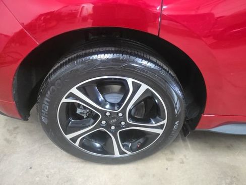 Used 2023 Ford Edge ST image 8