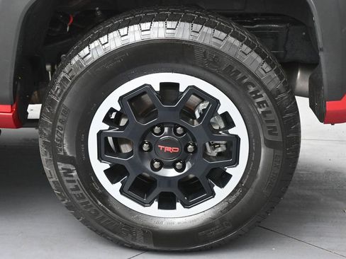 Used 2025 Toyota 4Runner TRD Off-Road Premium w/ Tow Technology Package AWD/4WD image 38