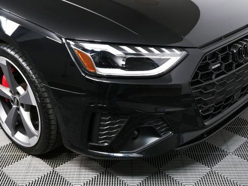 Used 2023 Audi A4 2.0T Premium Plus w/ Premium Plus Package image 26