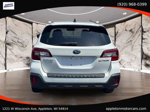 Used 2019 Subaru Outback 2.5i Limited AWD/4WD image 5