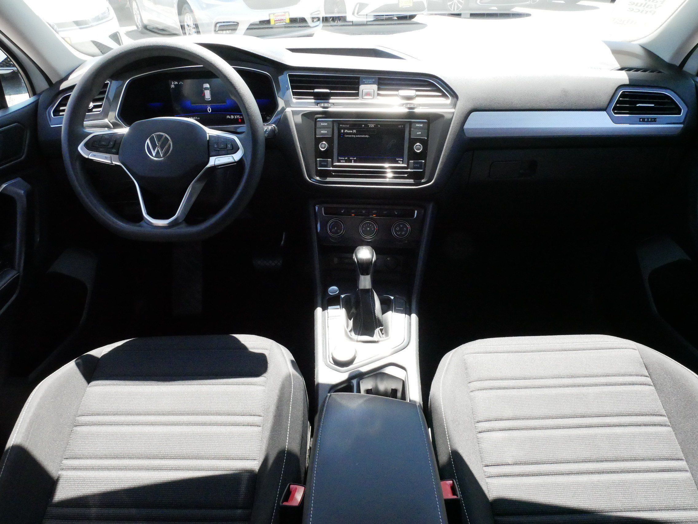 Certified 2022 Volkswagen Tiguan S AWD/4WD image 10