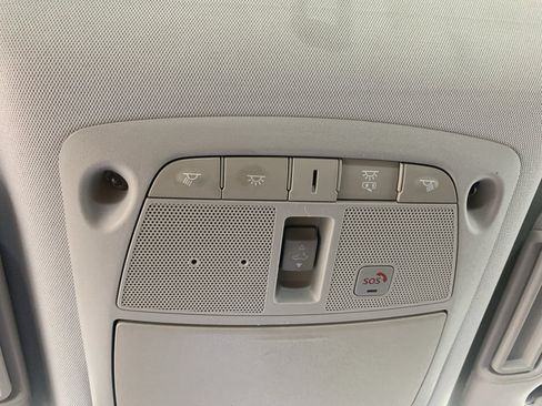 Used 2020 Nissan Armada SL w/ Premium Package RWD image 26