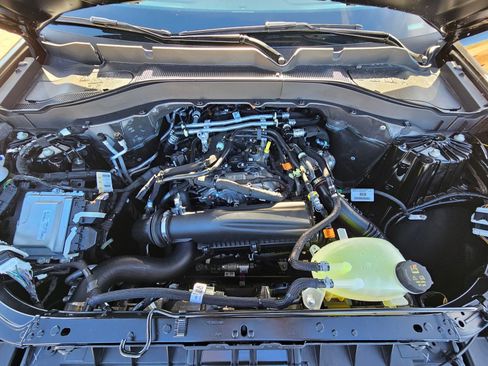 New 2026 Ford Explorer Active w/ Active Comfort Package image 24