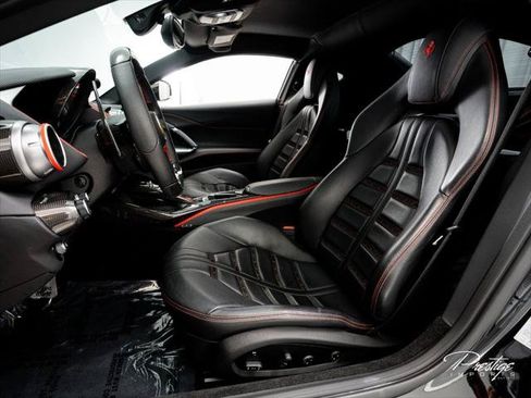 Used 2019 Ferrari 812 Superfast RWD image 23