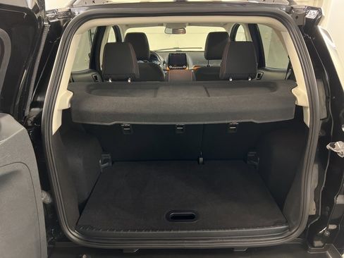 Certified 2022 Ford EcoSport SE w/ SE Appearance Package image 31