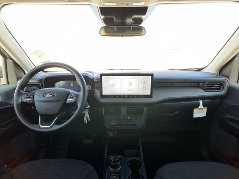 New 2025 Ford Maverick XL image 24