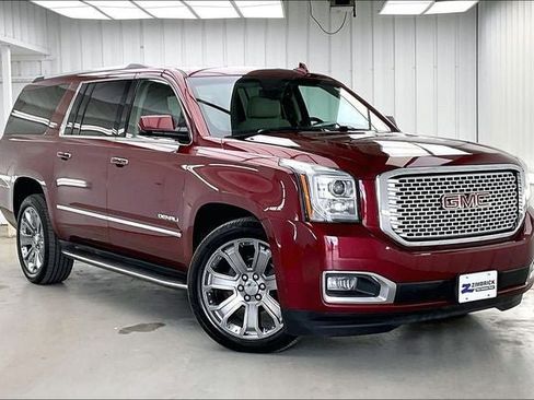 Used 2016 GMC Yukon XL Denali w/ Open Road Package AWD/4WD image 1