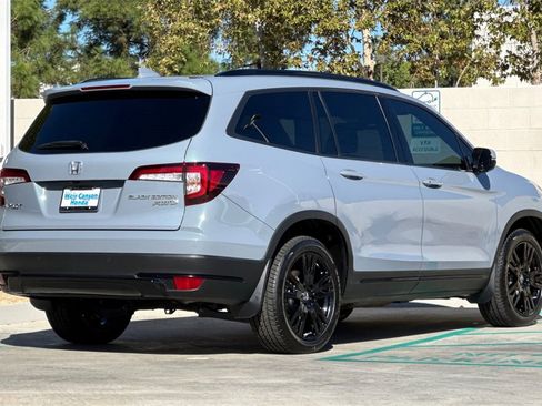 Certified 2022 Honda Pilot Black Edition image 8