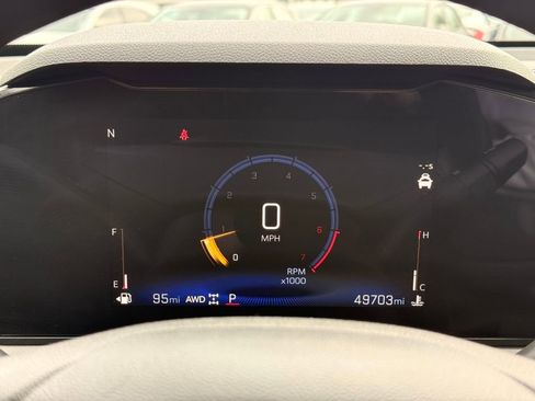 Used 2025 Chevrolet TrailBlazer LT image 30