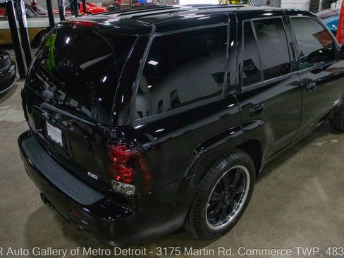 Used 2008 Chevrolet TrailBlazer SS w/ Sun And 6-Disc Cd Package AWD/4WD image 15