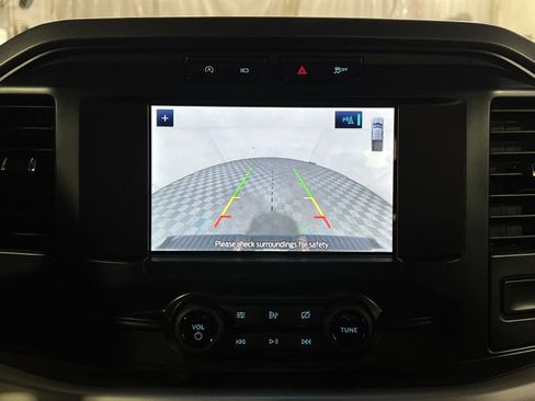 Used 2021 Ford F150 XLT image 18